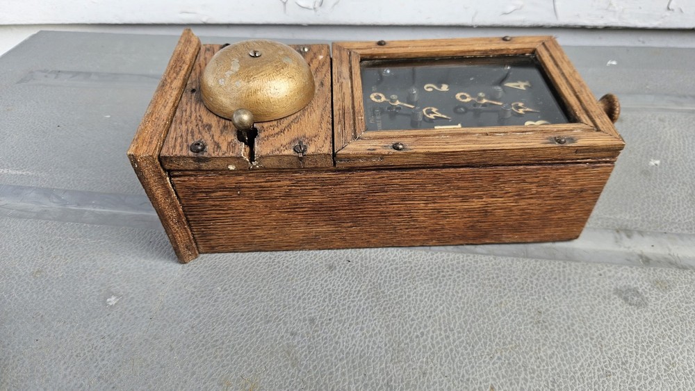 Antique SERVANT BUTLER Room Call Box