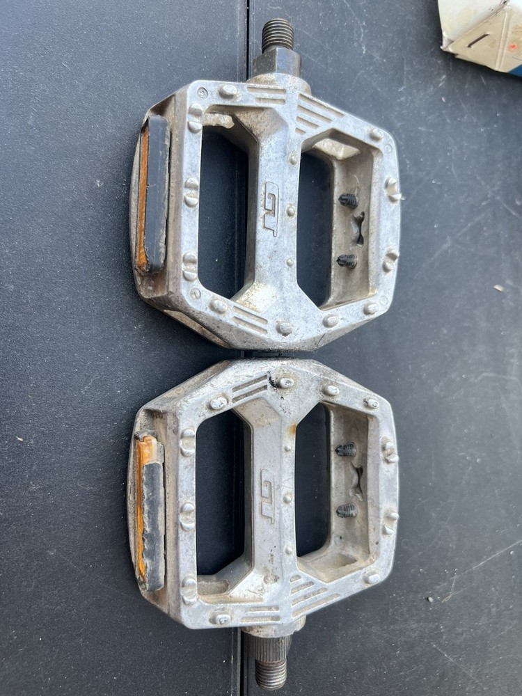 🍀🔥 GT Mid School Platform Pedals In 1/2🔥🍀