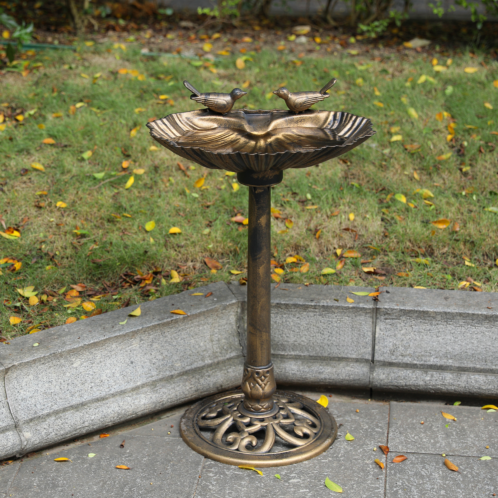 Outdoor Pedestal Solar Pumb Bird Bath Bronze Freestanding Garden Backyard D??cor
