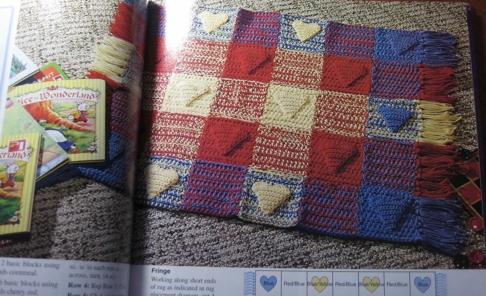 Patchwork Heart rug ; (CQE-48) vintage  crochet  pattern