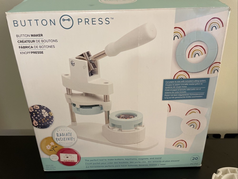 Button Press - We R Memory Keepers Kit IN ORIGINAL BOX