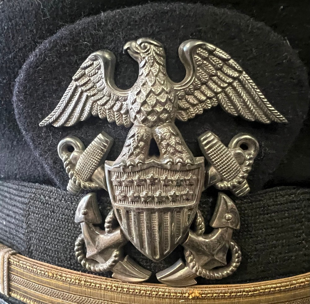 US NAVAL OFFICER’S VISOR CAP-NAVAL UNIFORM SERVICES MAKER
