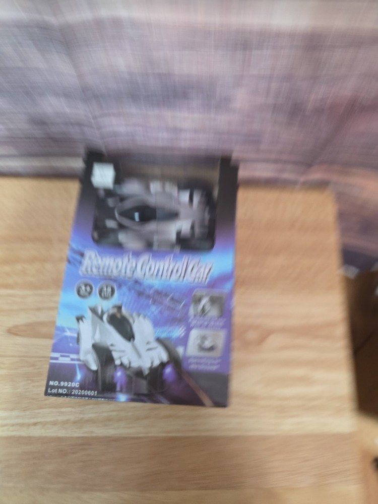 Epoch Air wall climbing car New