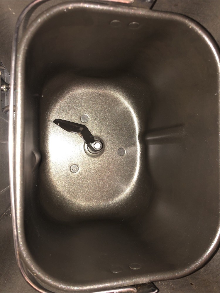 Sunbeam 5891 Bread Maker 1.5 2 lb Programmable Breadmaker Horizontal Loaf