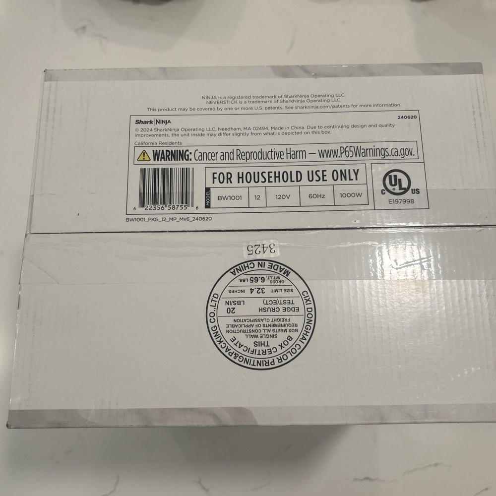 Ninja BW1001 NeverStick PRO Belgian Waffle Maker