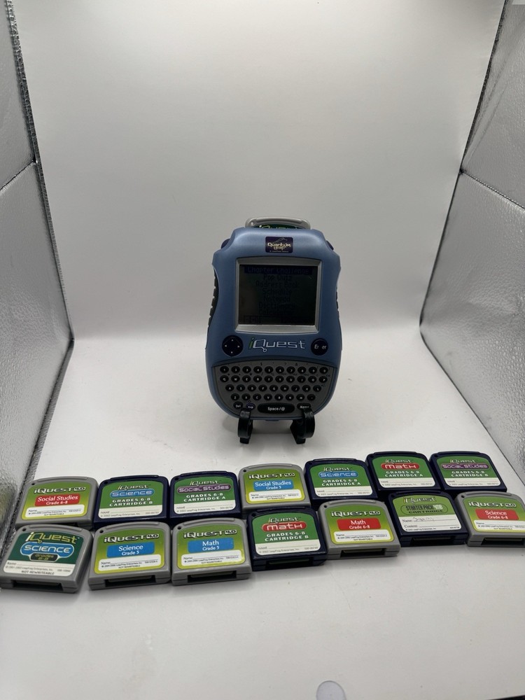 Quantum Leap I Quest ~ LeapFrog ~ Console, Case, 15 Cartridges ~ Tested -Works