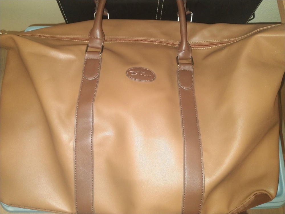 NEW 20" Executive Duffle Bag - Unisex