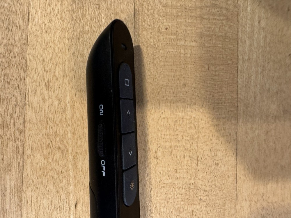 DinoFire Wireless Presenter Hyperlink Volume Control Presentation Clicker RF ...