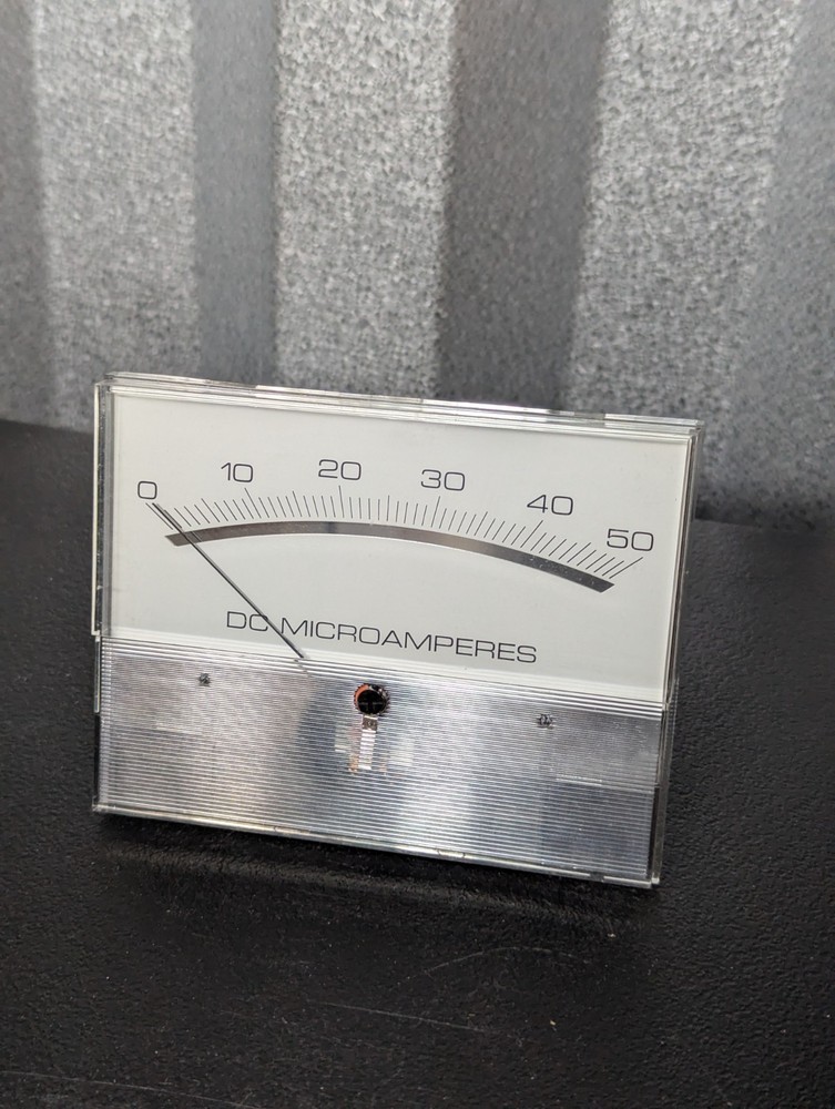 KSE Modutec Analog DC Microamperes Panel Meter Range 0 - 50