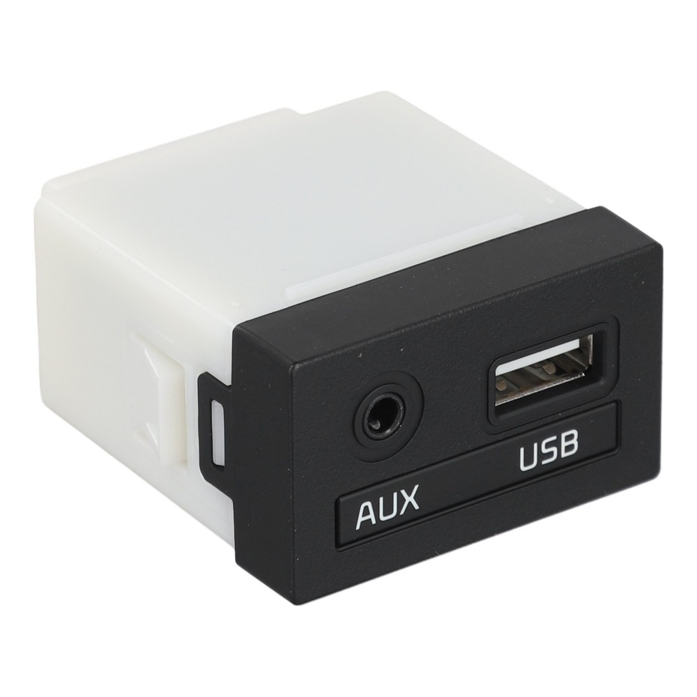 AUX USB Socket 96120-A7000 12V Voltage ABS Material Direct Installation