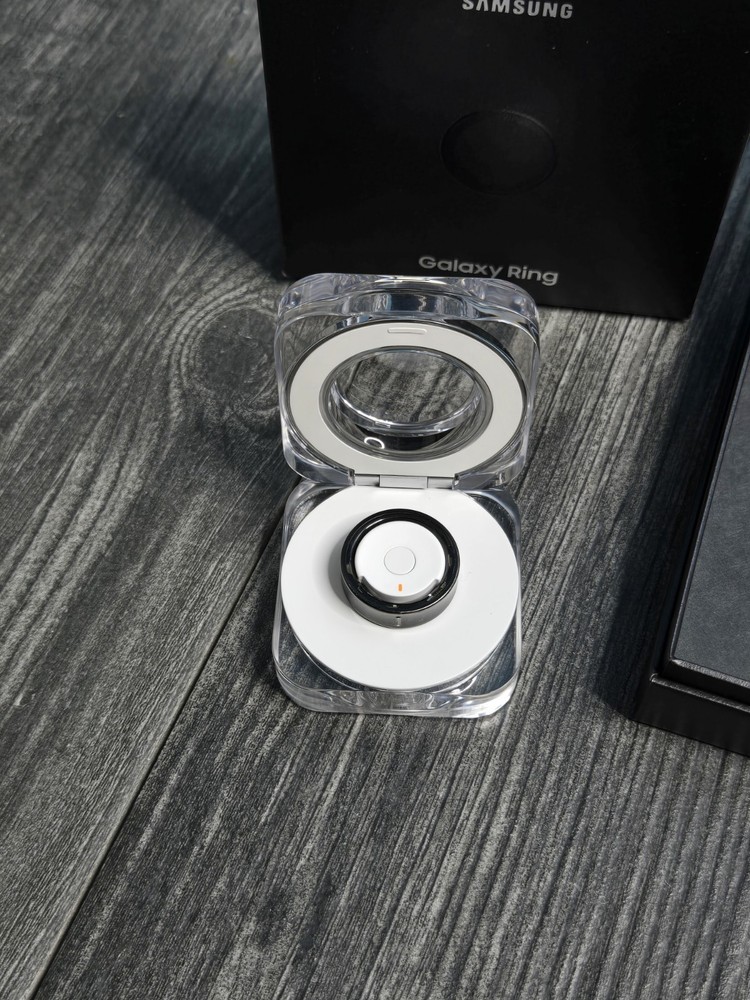 Samsung Galaxy Ring Size 8 Good
