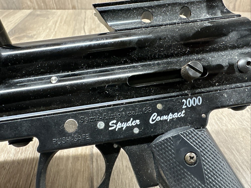 Spyder Compact 2000 Vertical Adapter Semi Auto Paintball Gun