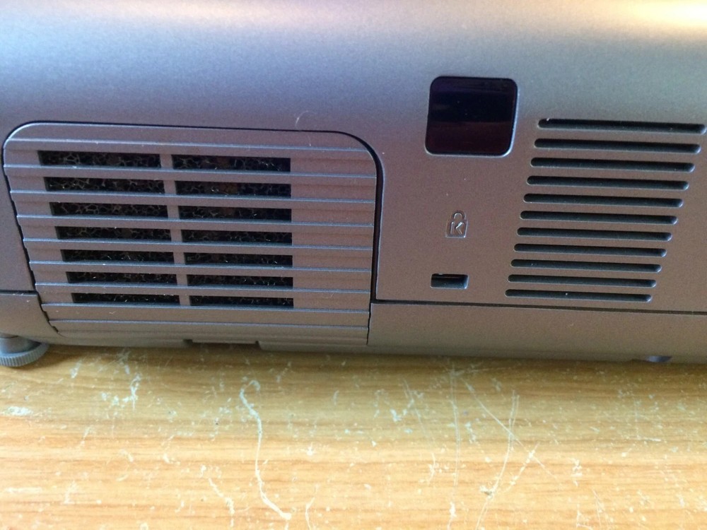 NEC VT45K Video Projector