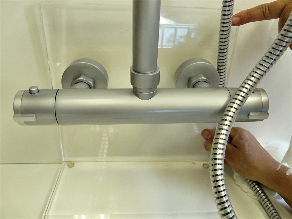 Chute Rain Shower Chrome Matte,Shower System,Shower Head, Thermostat, New, Java