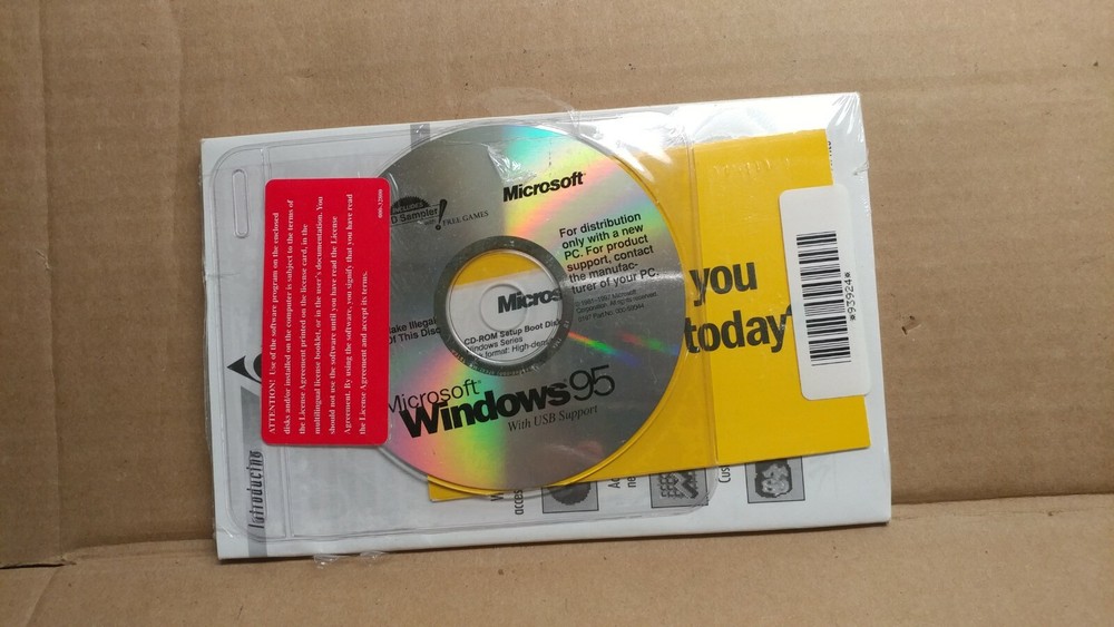 Microsoft Windows Windows 95  Operating System Software CD with Product Key USB