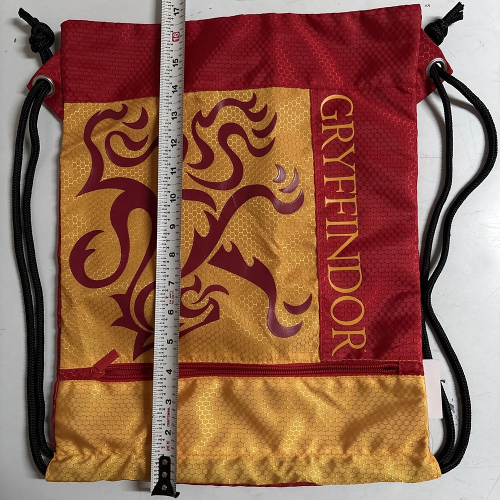 Universal Studios Harry Potter Mascot Gryffindor Drawstring Backpack Bag NWT