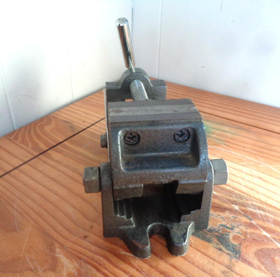 Tilting Drill Press Machinist Vise 2.5” Jaws