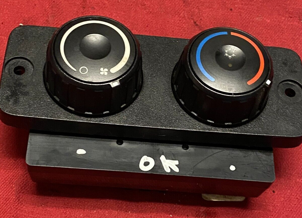 TEMPERATURE CONTROL SWITCH, FREIGHTLINER, MAHLE A22 73672 000 OEM ,KNOBS, BUTTON