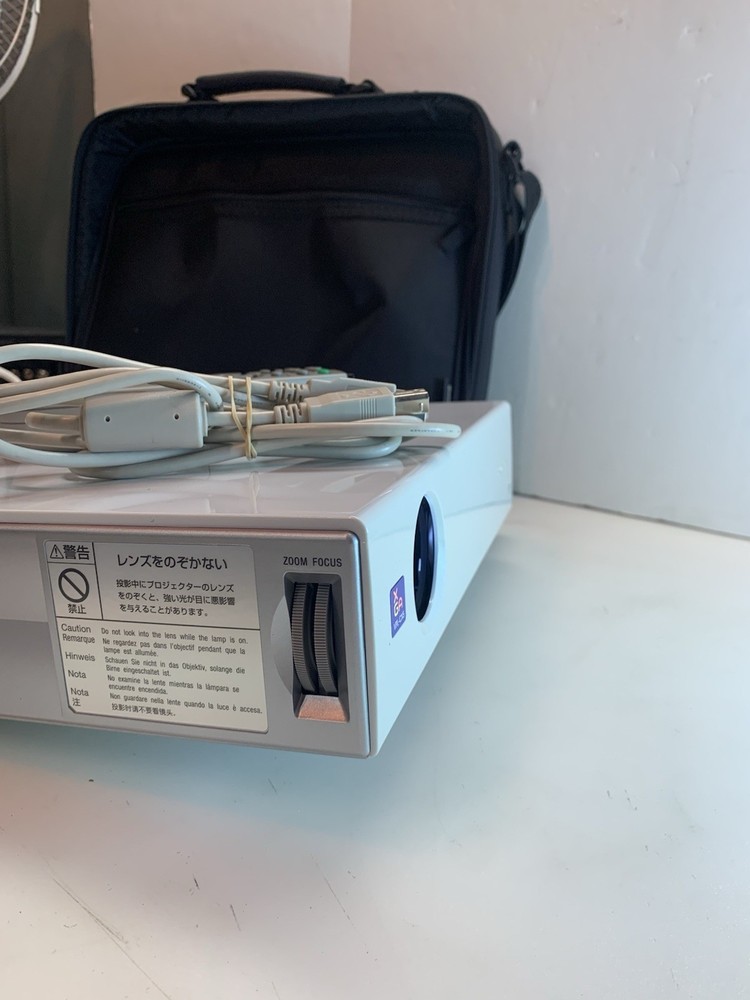 Sony Data Projector VPL-CX5 White With Remote Cables And Carry Case Tested