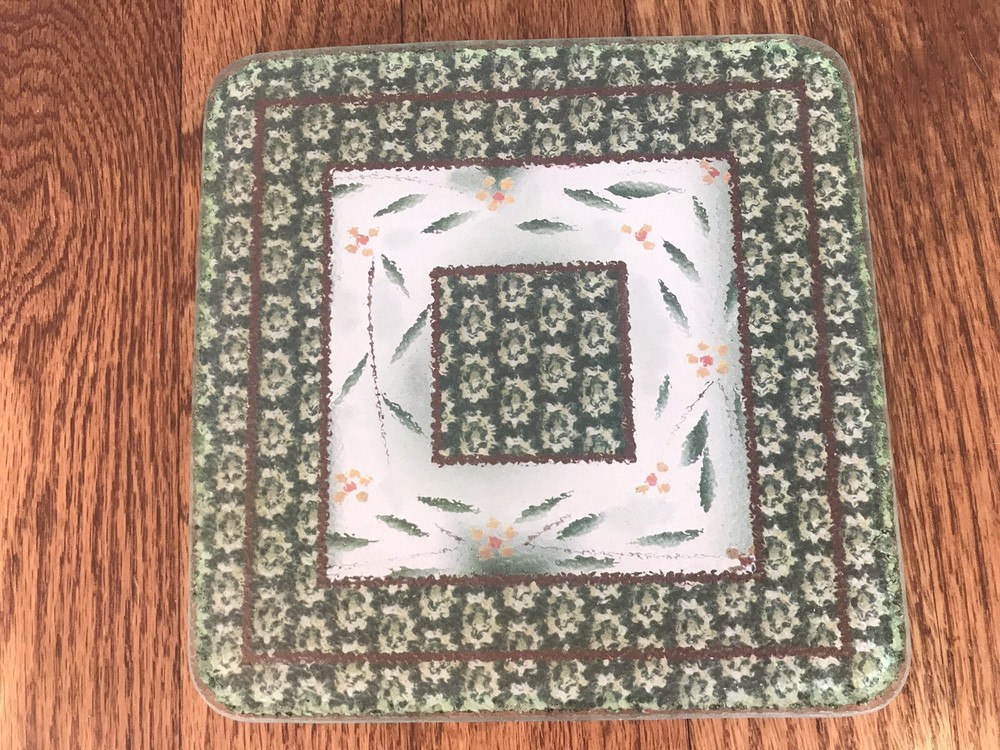 Temptations Tempered Glass Trivet Green