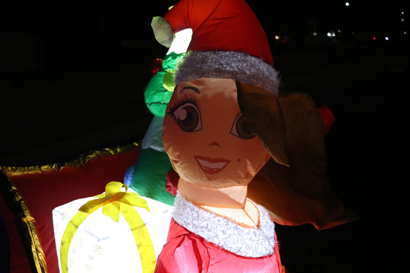 Mariah Carey 12ft Christmas Inflatable Santa Sleigh +3 Reindeer Outdoor -RETIRED