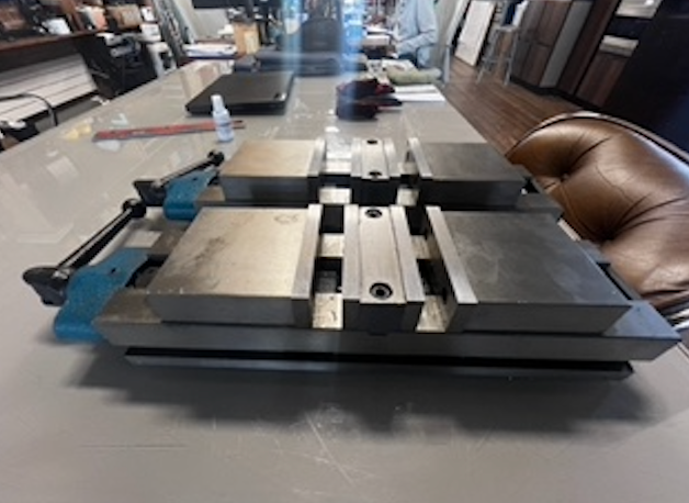 VEVOR 4 in Dual Vise