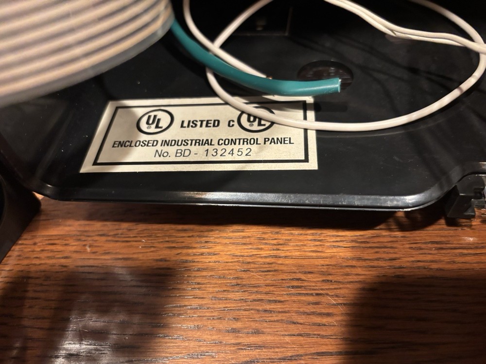 Cummins PCC2100 Panel