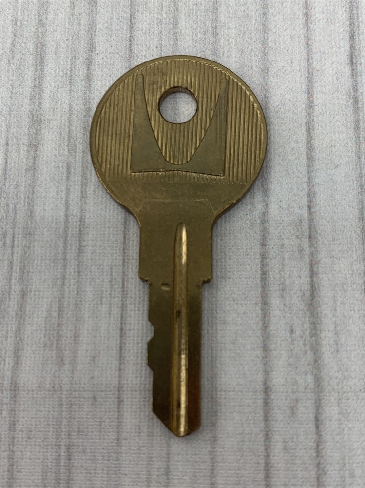 UM289 Key Replacement CM Lock (B)