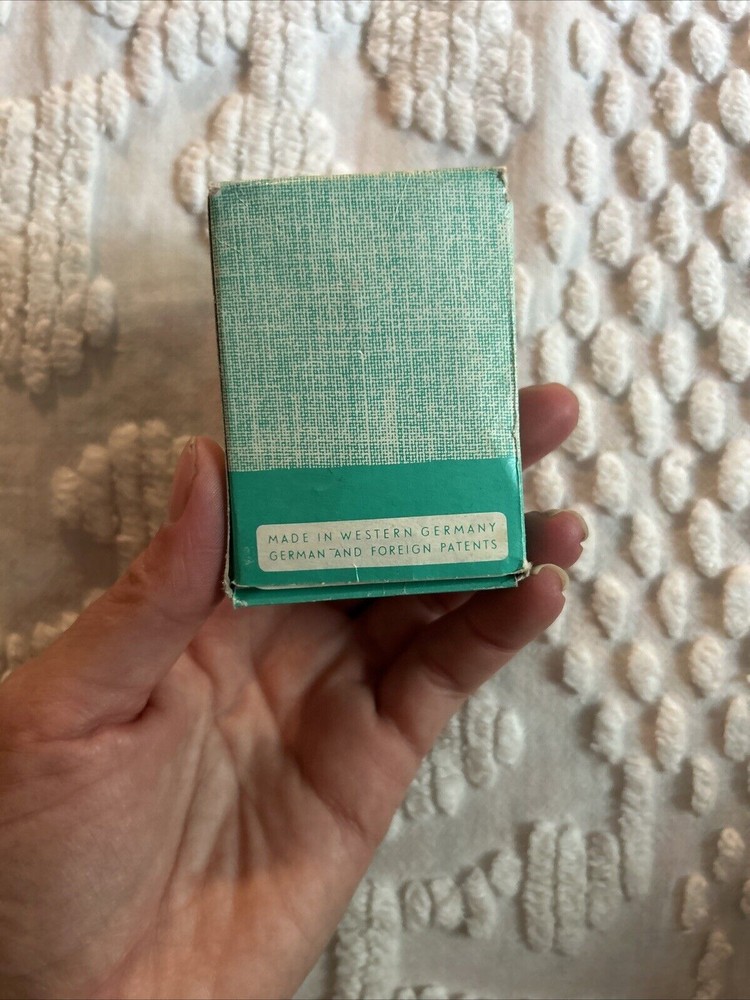 Vintage Witch Automatic Needle Threader with instructions Germany