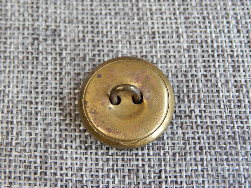 Antique Vtg Livery Button Aprx: 7/8" #927-A