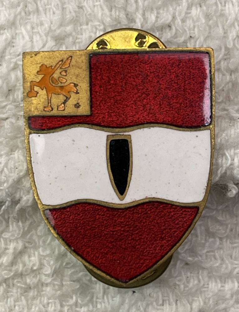 Original:  82nd  Field Artillery  DI / DUI / Crest    CB  67   4-2