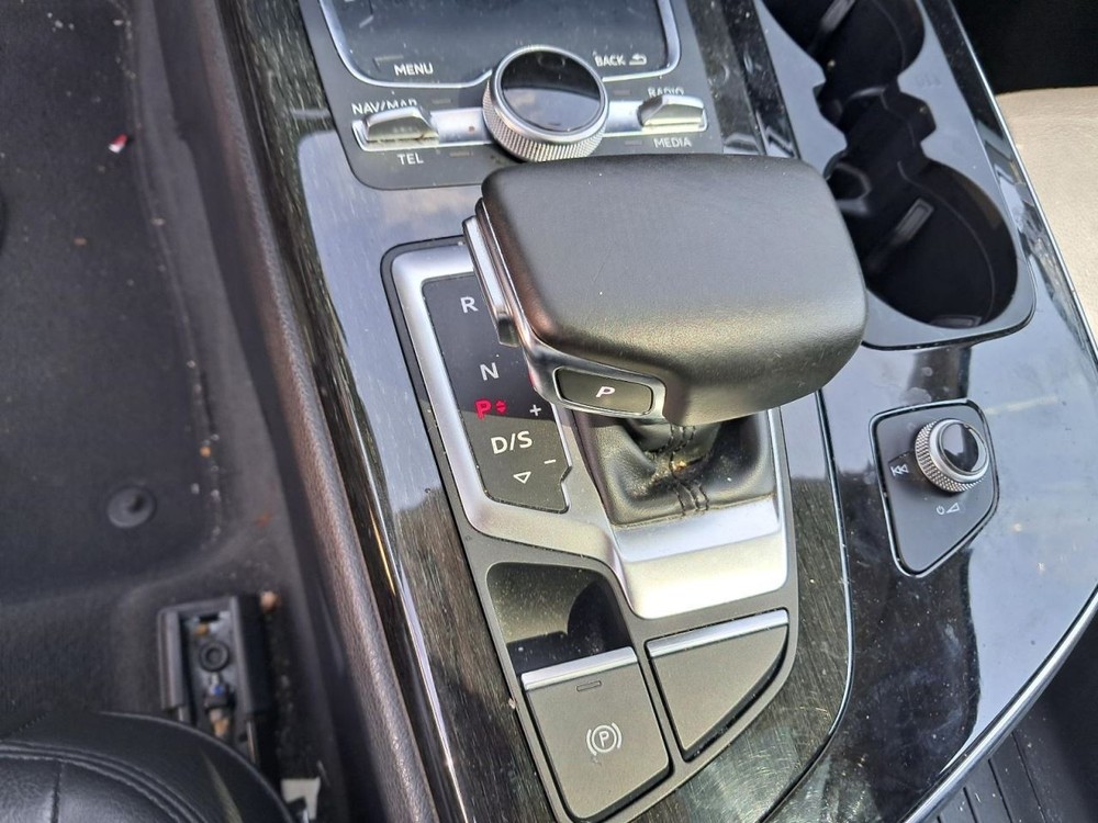 Q7 AUDI 2019 Glove Box 4780123