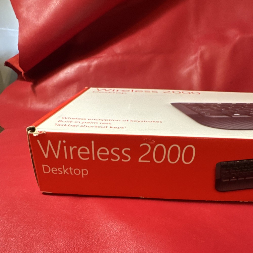 Microsoft Wireless 2000 Keyboard & Mouse, USB, Black, Palm Rest, Media Keys