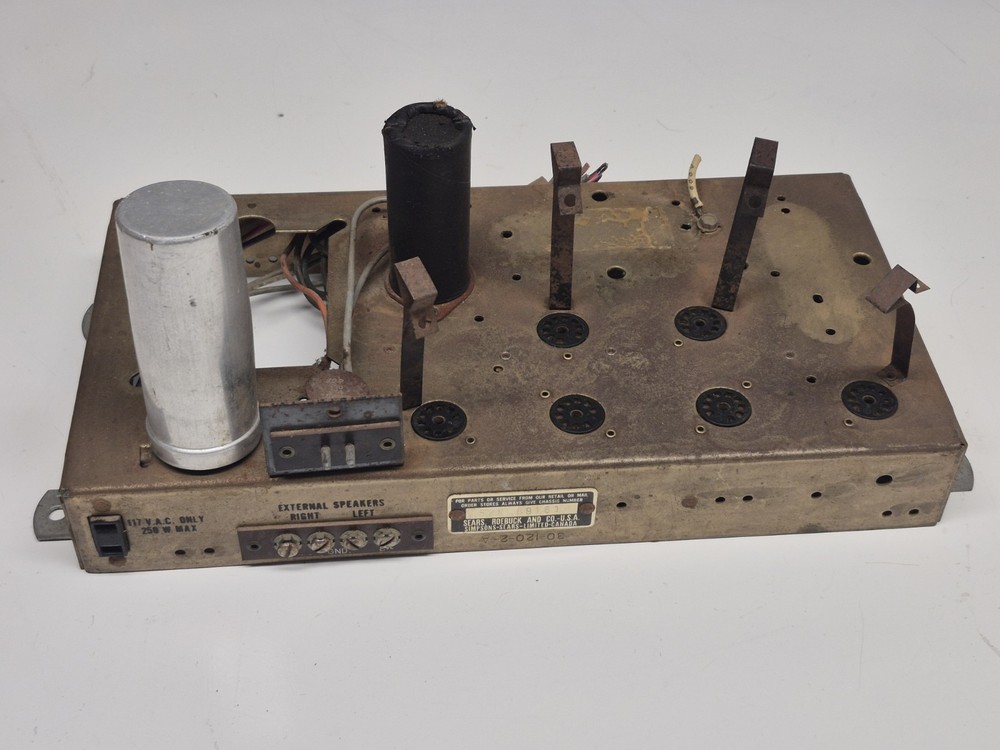 1950s RCA Tube Amplifier Chassis