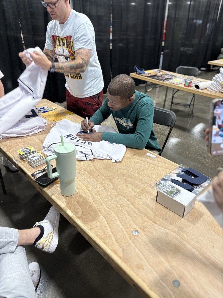 Rays BJ Upton signed Jersey JSA Authentic