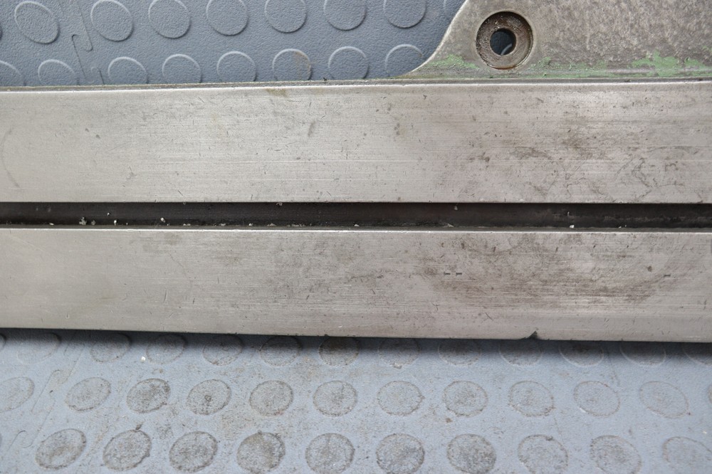 CINCINNATI No.2 TOOL & CUTTER GRINDER TABLE