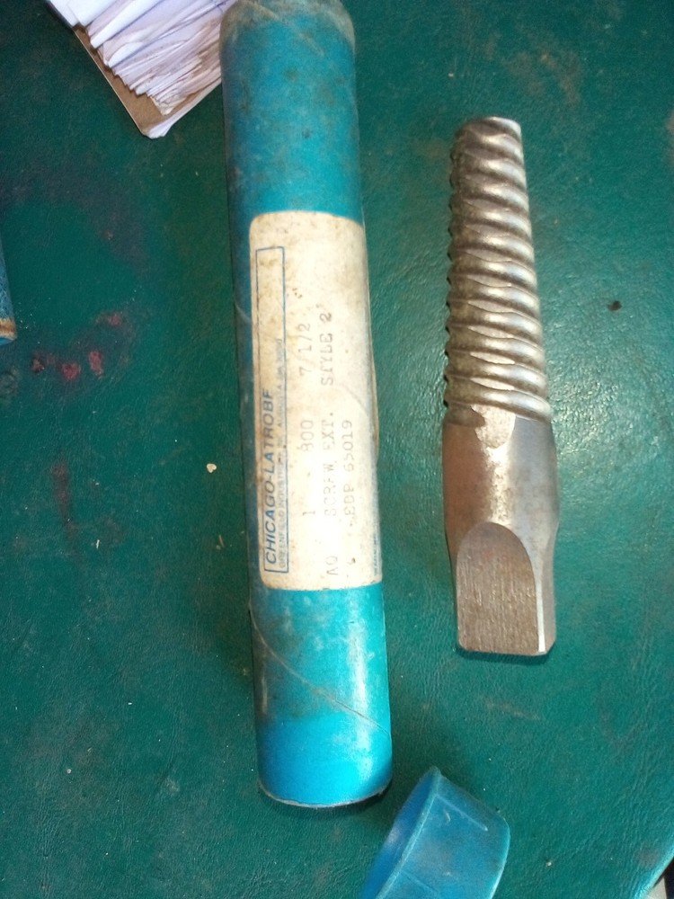 New Chicago Latrobe 65017 #7 Screw Extractor