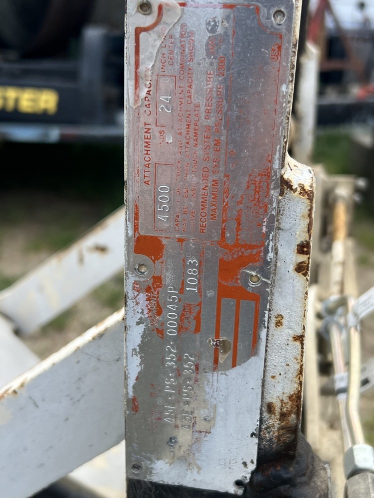 Cascade 4500 LB Push/Pull Slip Sheet Forklift Attachment 45E-PS-352