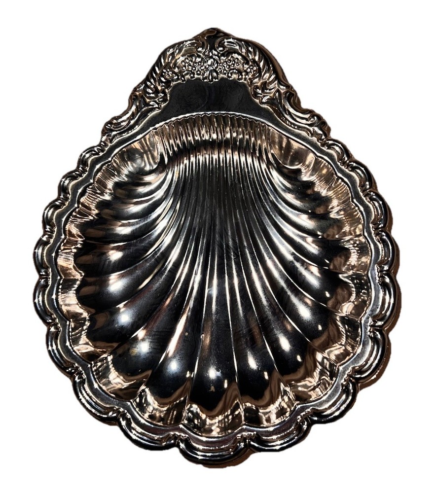 Silverplate Shell-Shaped Bowl Baroque & Rococo Style Classic Shell Pattern