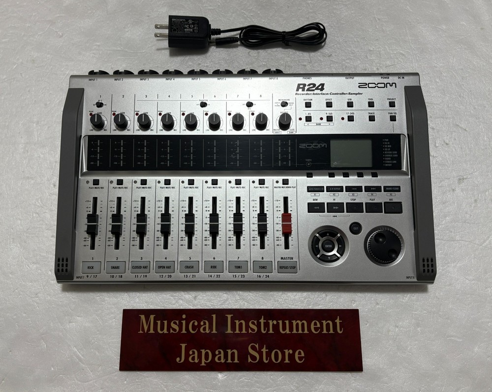 Zoom R24 24-Track Multi Track Recorder Audio Interface with Adapter
