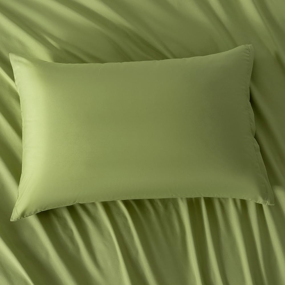 2 Pack Microfiber Zipper Pillowcases, Soft Comfortable Not Shrink Olive Green...
