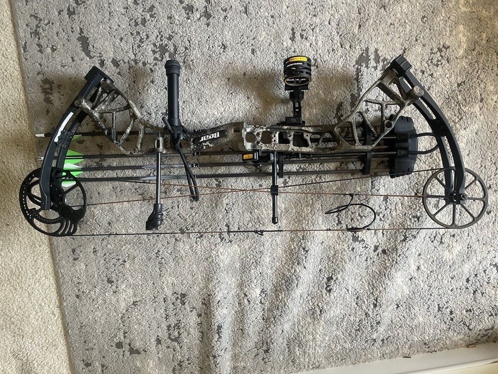 Bear Archery Legit Compound Bow Camo Finish with Sight and Arrows