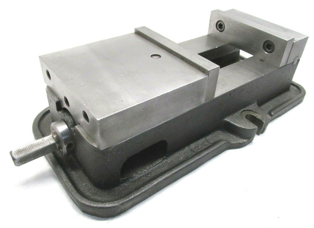 KURT ANGLOCK 6" MILLING MACHINE VISE w/ JAWS & HANDLE - #D60