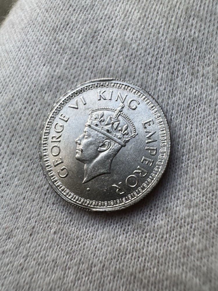 Lot Rupee & Anna UNC !!!