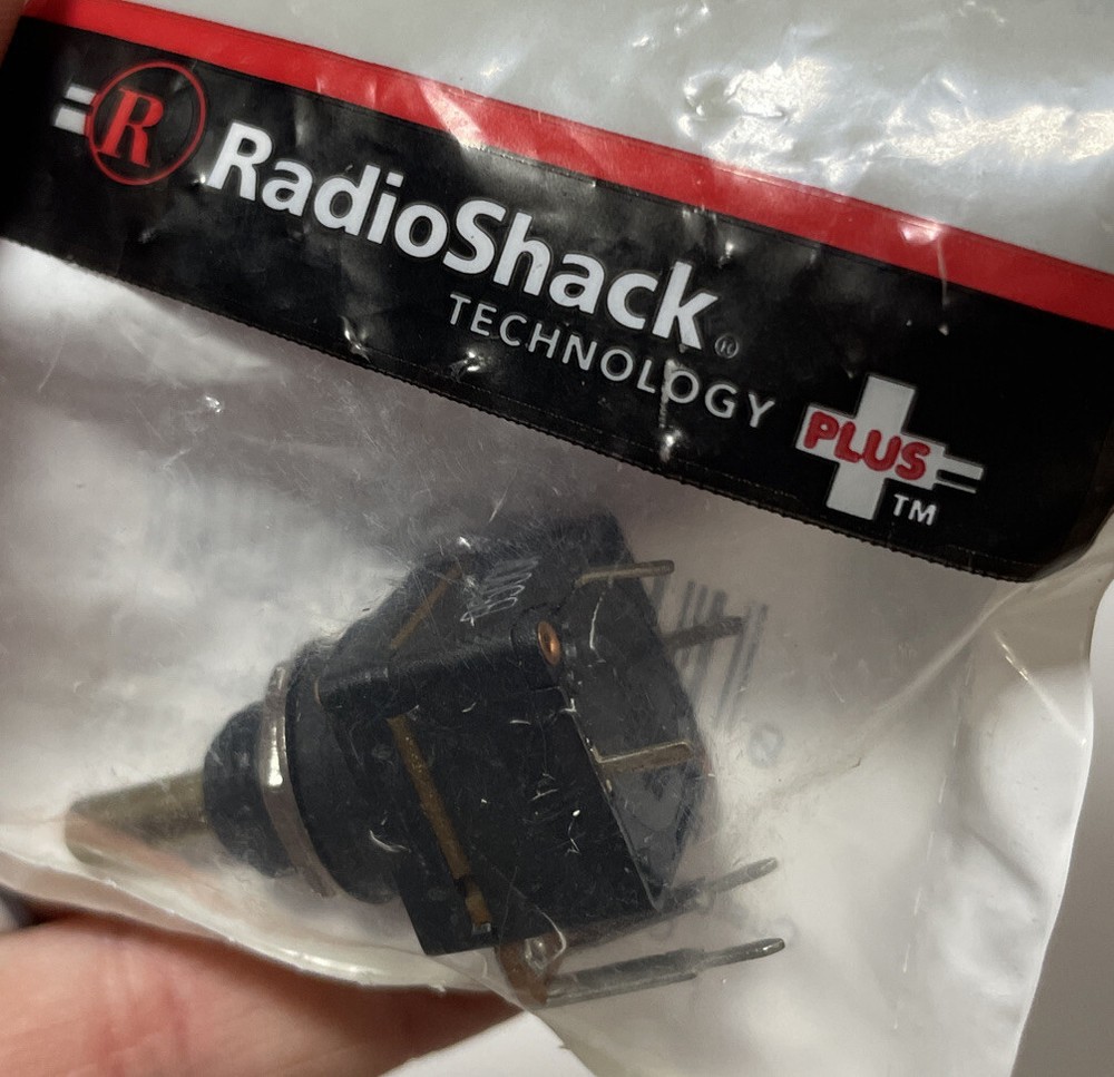 Radio Shack Potentiometer 271-0002 * SEALED*
