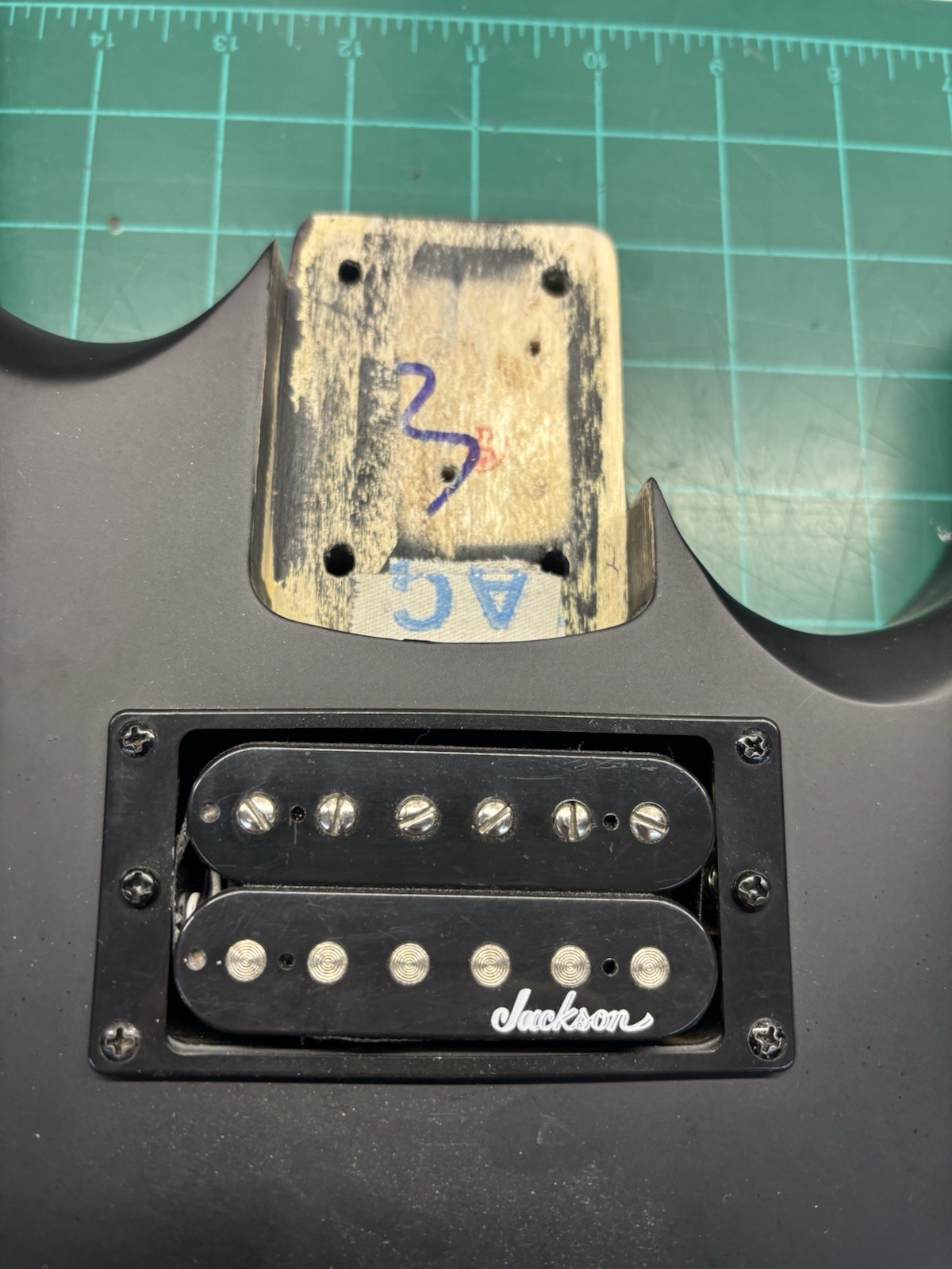 Jackson JS22 Dinky Body Satin Black Finish Loaded