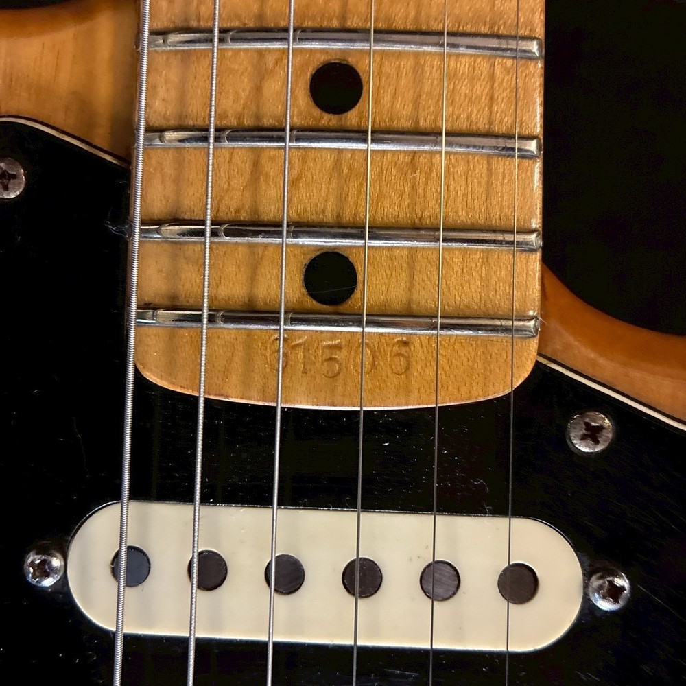 FERNANDES BURNY CUSTOM ST Natural 3.75