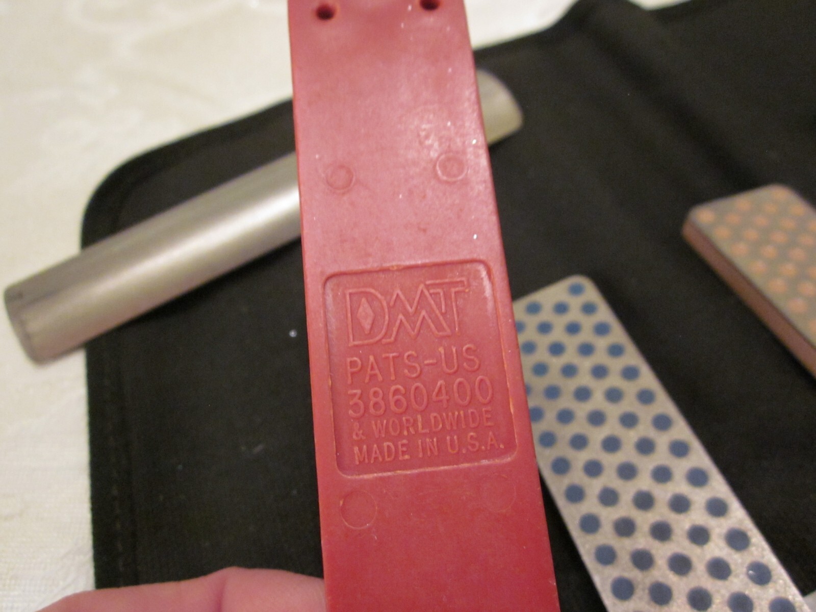 DMT Diafold Magna-Guide Sharpening System and 5 Stones