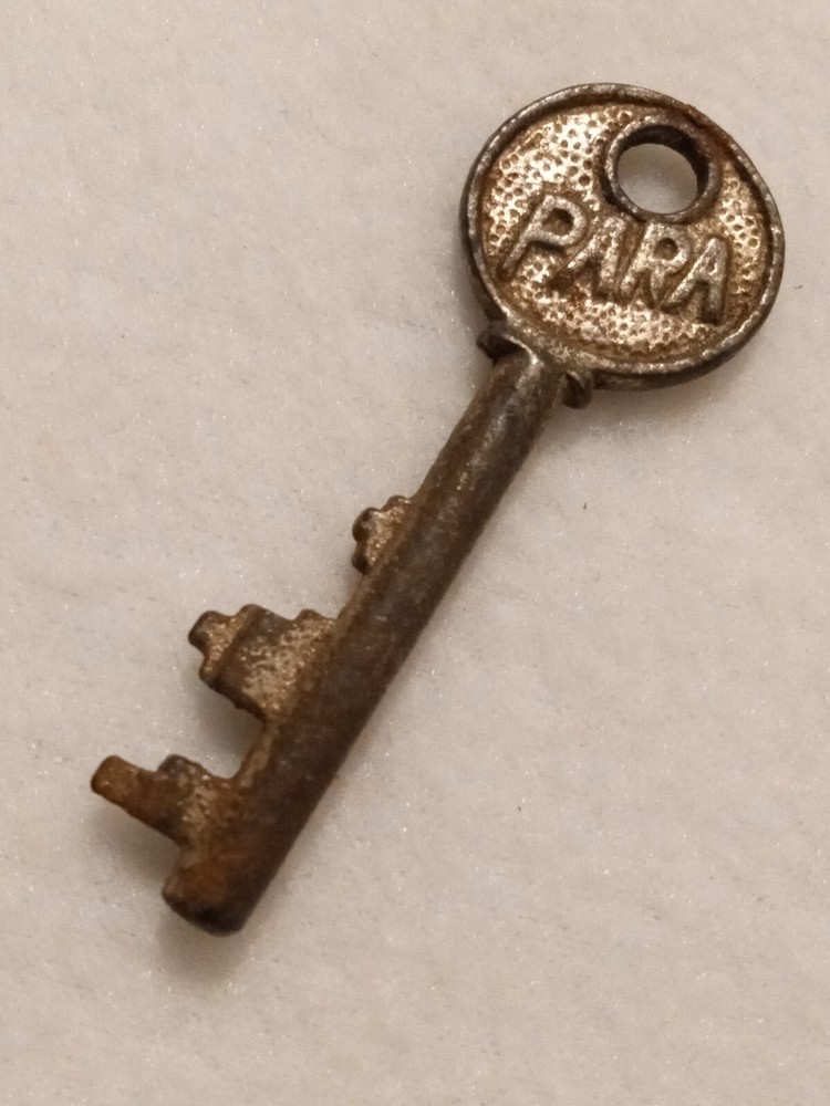 Antique PARA Solid Barrel Padlock SKELETON Key Approx 2-1/16"