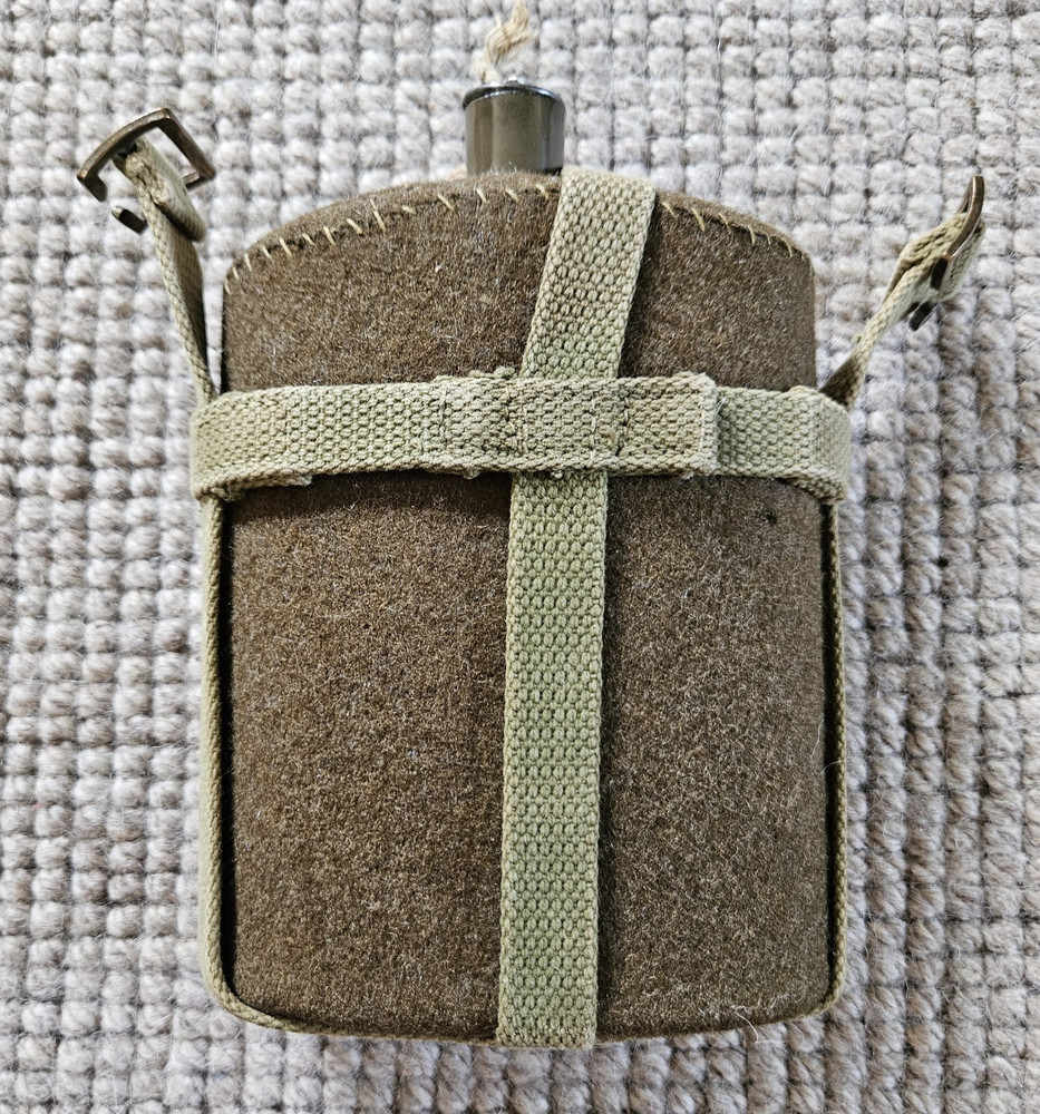 WW2 British Pattern 1937 Canteen With Carrier